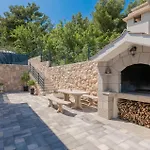 Holiday home Luxurious In Imotski