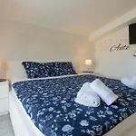 Luxurious In